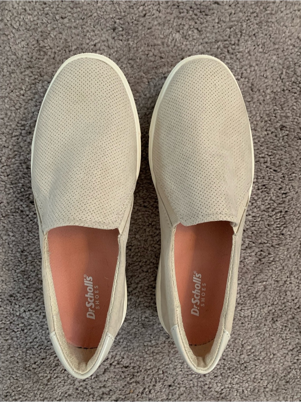 Dr. Scholl's Women’s Slip-On Casual Shoes in Light Beige, size 6 wide never worn